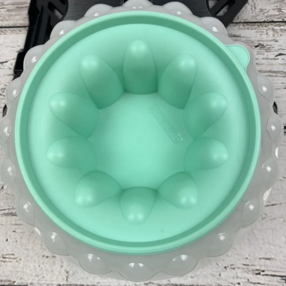 Tupperware Gel 'n Serve-Clear(1202) Ice Ring-Mint (1201) &‎ Cover-Mint (1203)